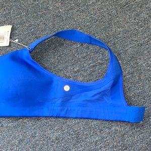 Lulu sports bra brand new